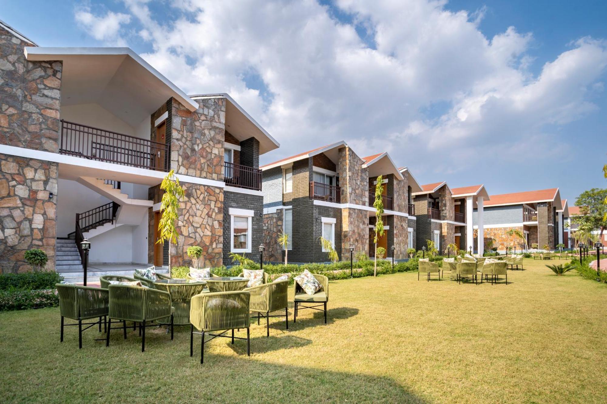 Spree Resort Sariska Thana Ghazi Exteriör bild