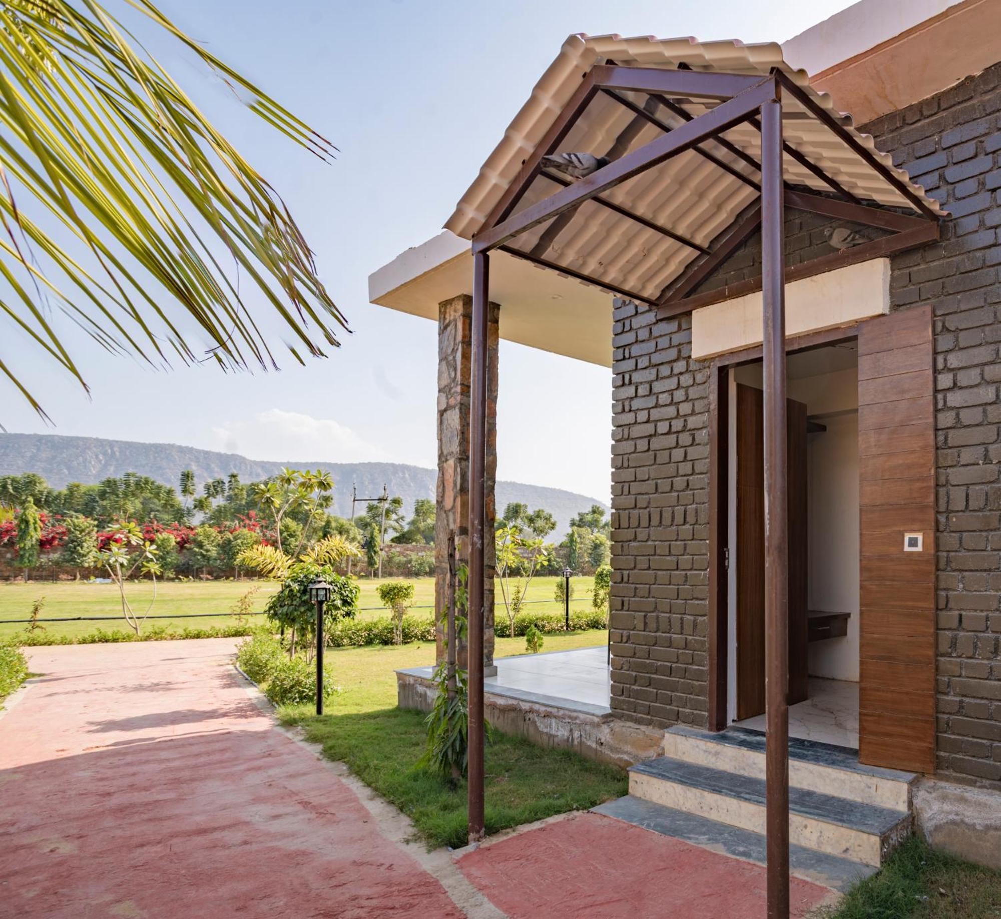 Spree Resort Sariska Thana Ghazi Exteriör bild