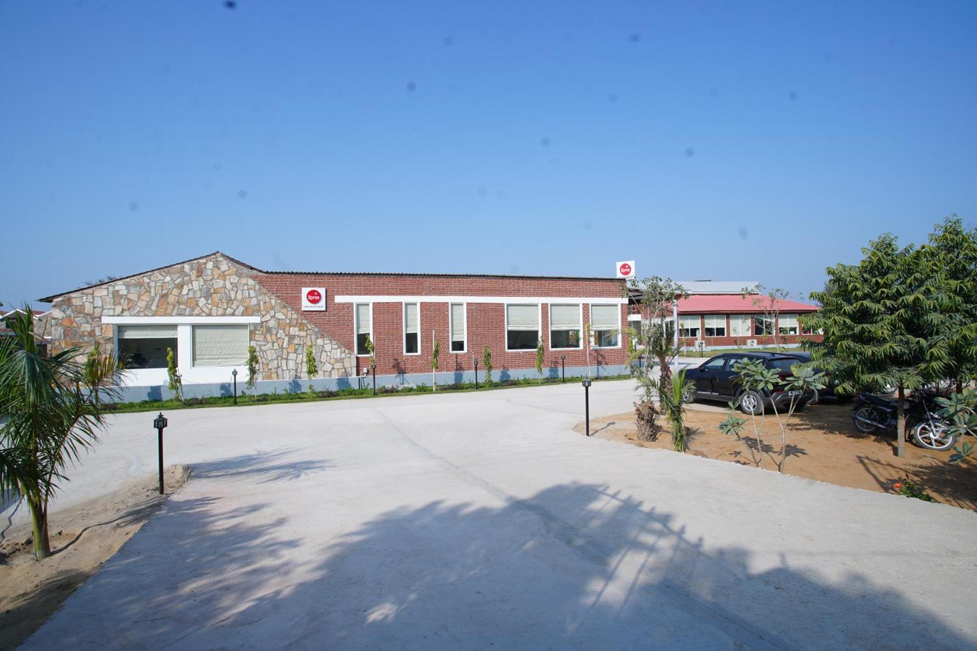 Spree Resort Sariska Thana Ghazi Exteriör bild