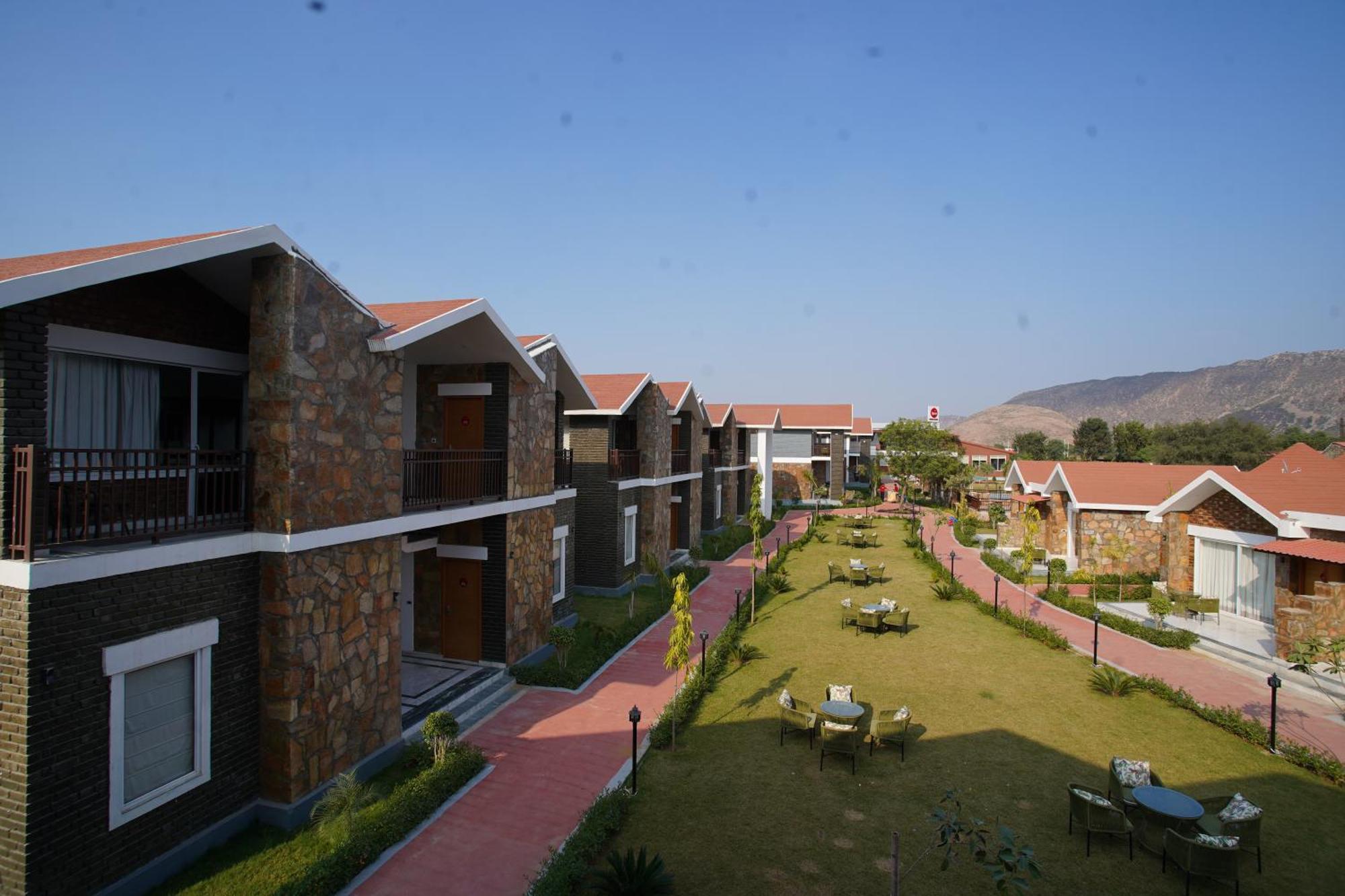 Spree Resort Sariska Thana Ghazi Exteriör bild