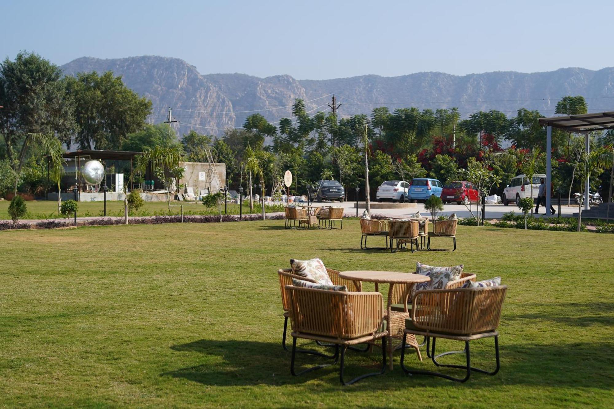 Spree Resort Sariska Thana Ghazi Exteriör bild